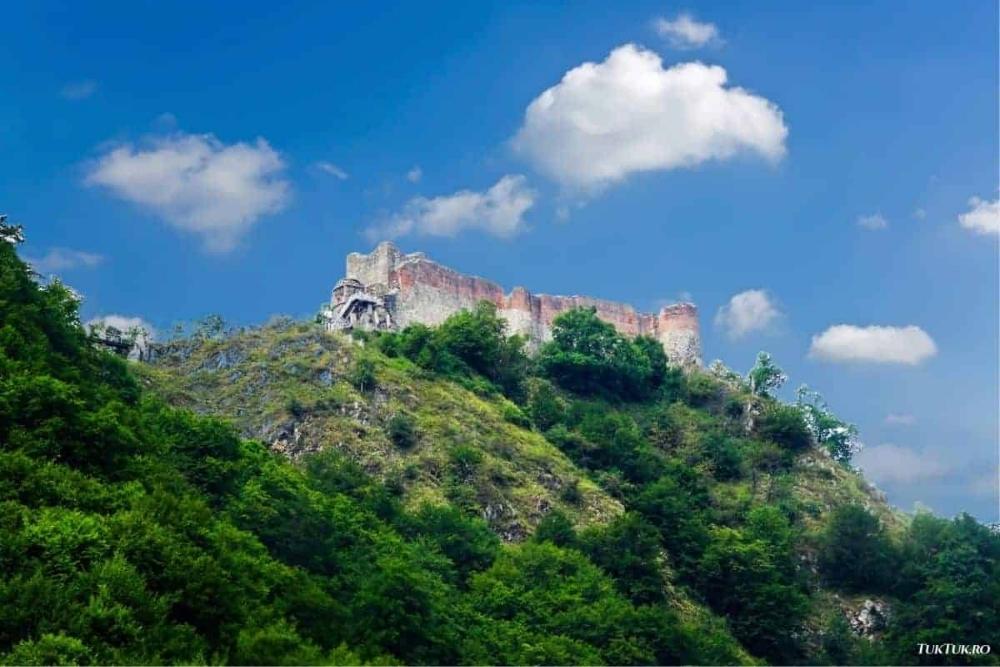 poenari fortress