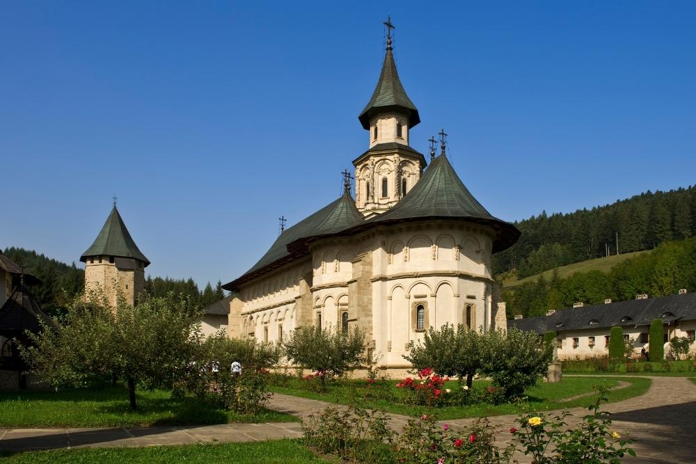 putna monastery