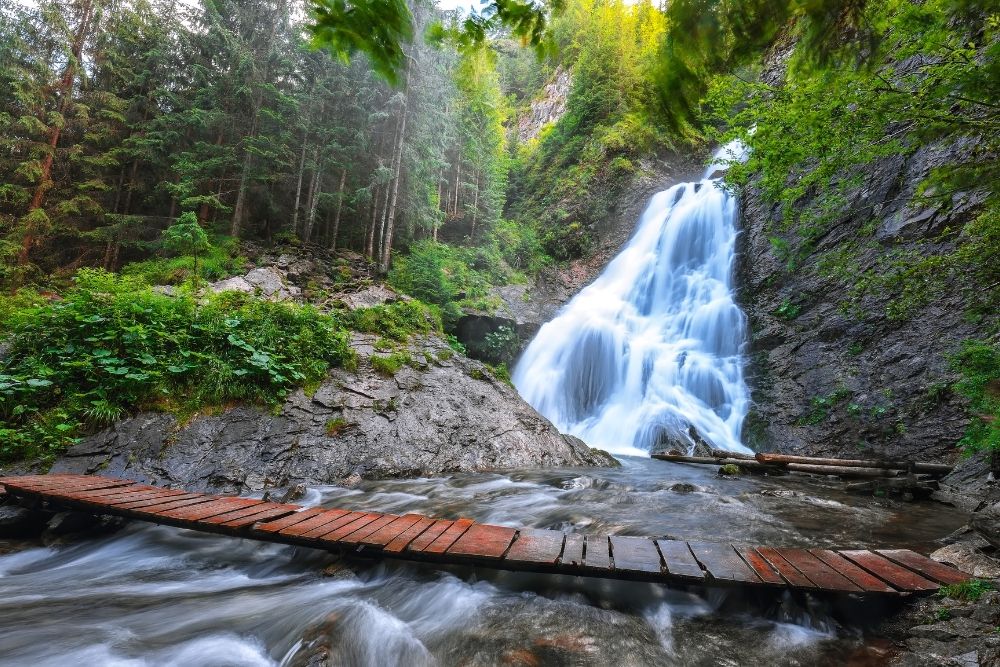 brides vail waterfall