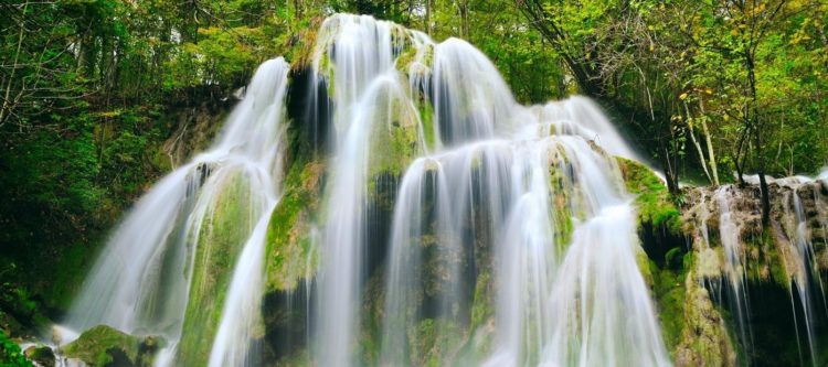 10 most beautiful waterfalls in Romania | TukTuk Travel Magazine