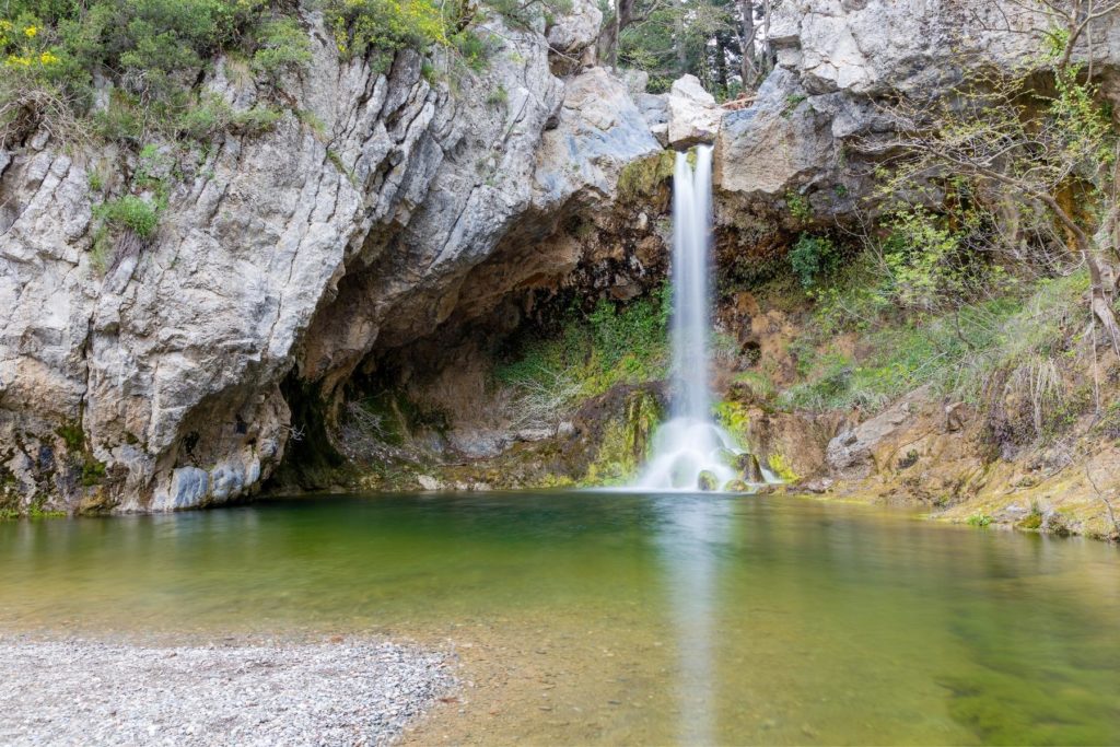 Drimona waterfall 