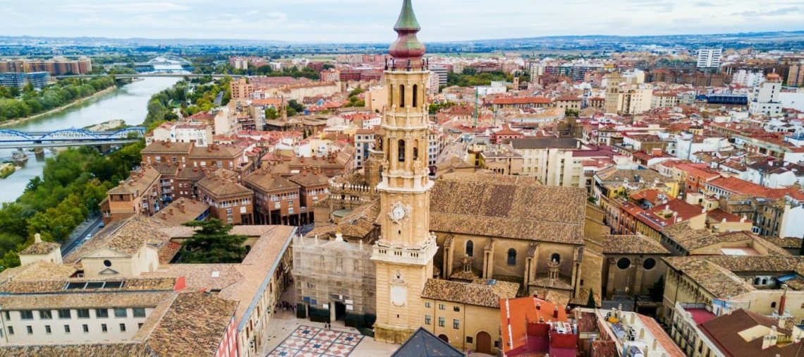 tourist attractions in Zaragoza Spain