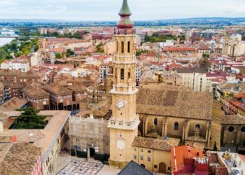 tourist attractions in Zaragoza Spain