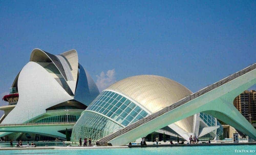 the city of arts and sciences valencia