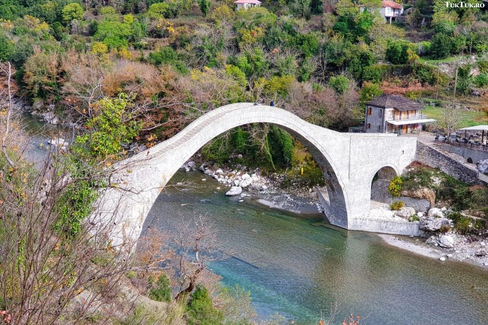 plaka bridge epirus