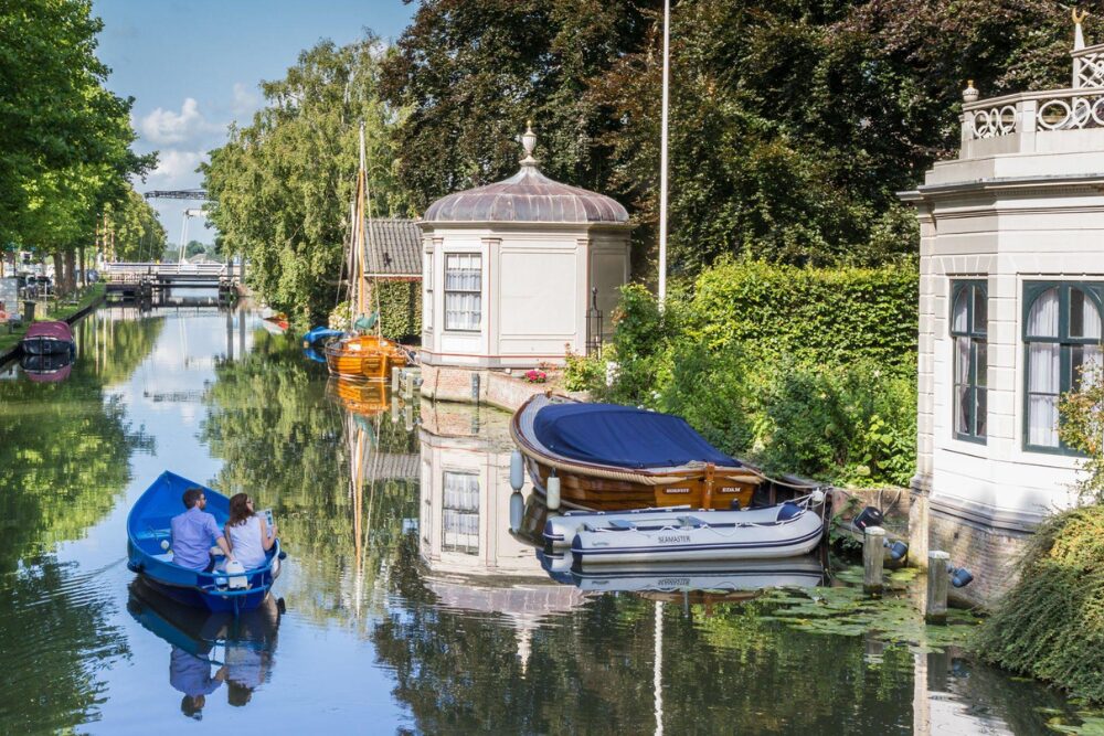 Discovering Hidden Gems Along the Canals