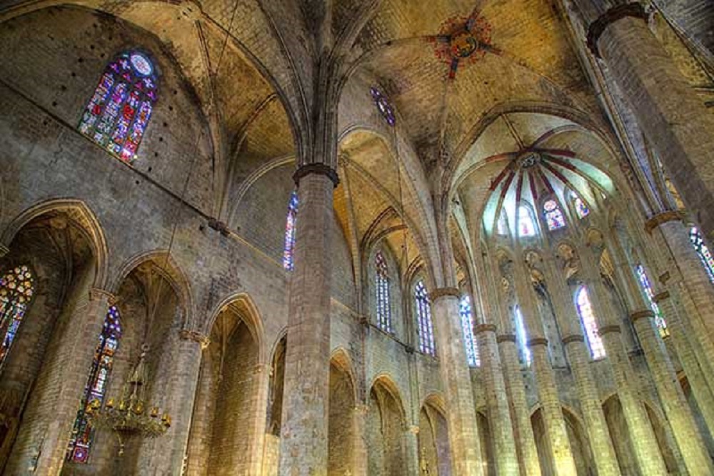 Basilica de Santa Maria del Mar Inside