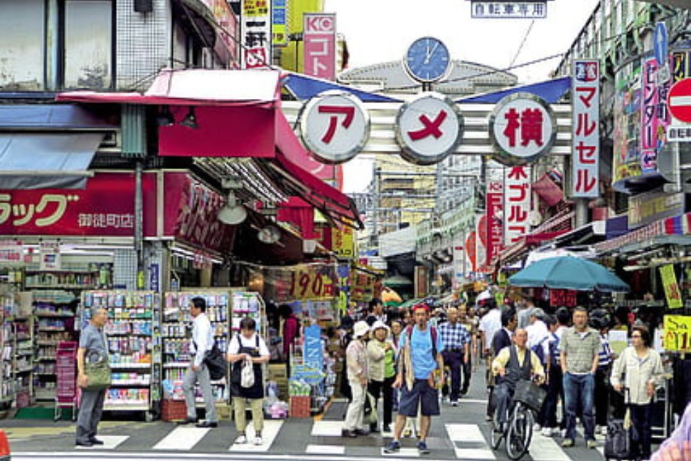 Vintage Treasures in Harajuku / Shopping Spots in Tokyo