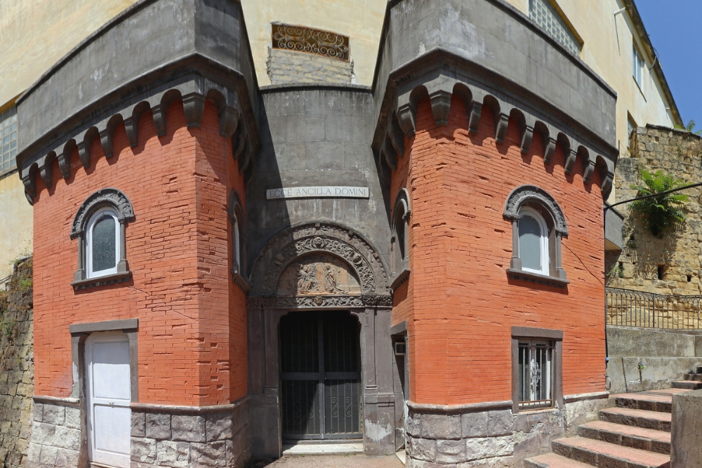 Catacombs of San Gennaro (2)