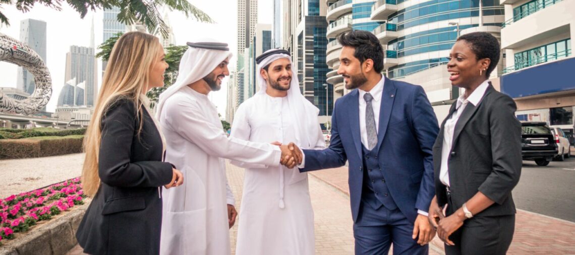 Cultural Etiquette in Dubai. Understanding Local Customs and How to Respect Them