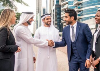Cultural Etiquette in Dubai. Understanding Local Customs and How to Respect Them
