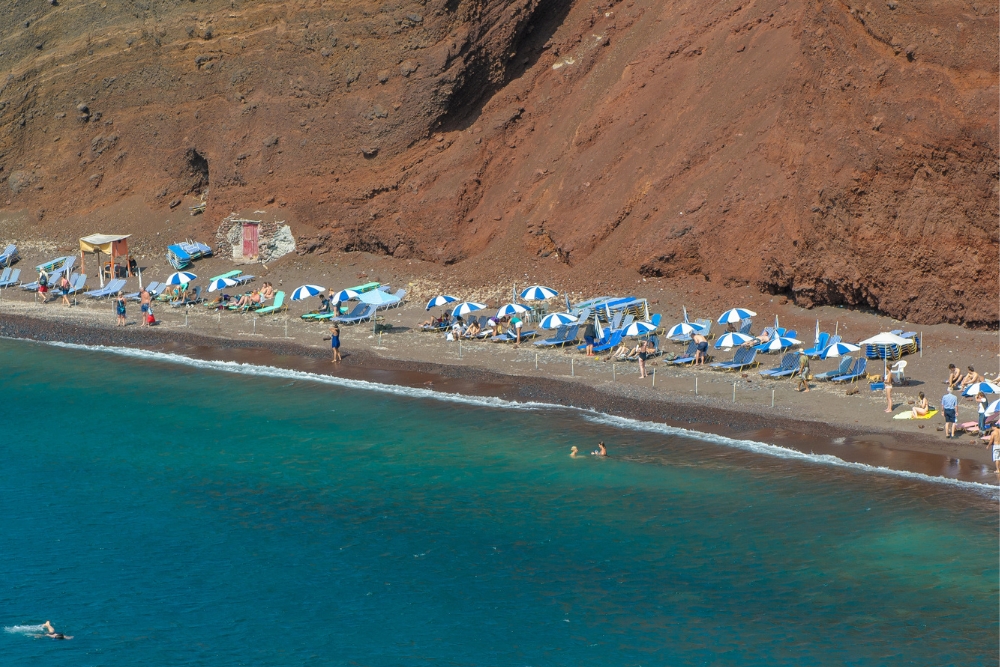 Red Beach Santorini (6)