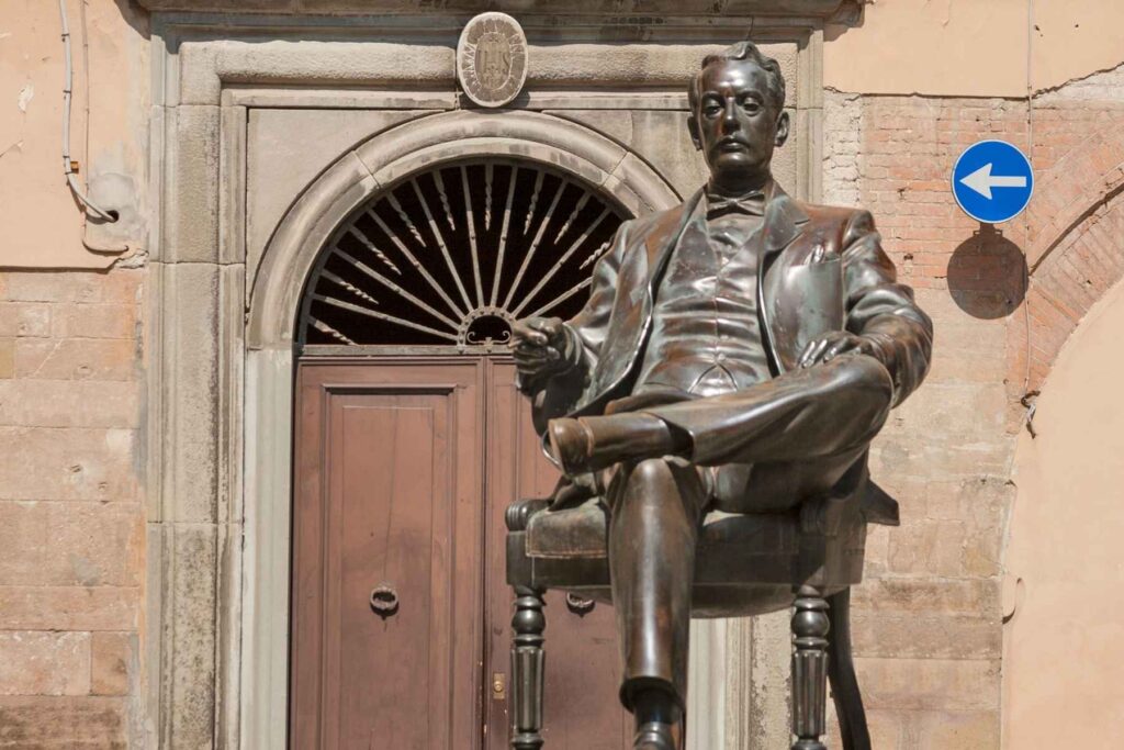 Puccini statue in Lucca